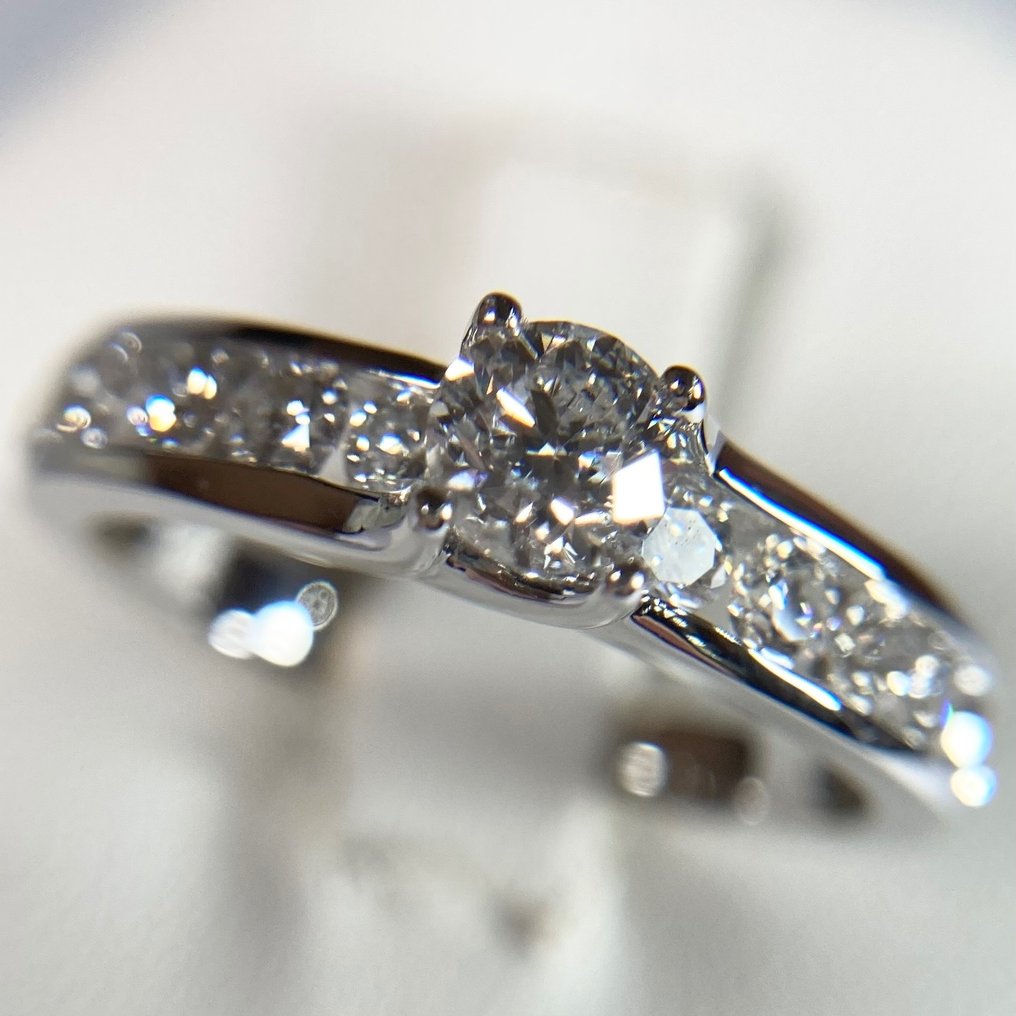 Ring - 14 karat Hvidguld -  1.05 tw. Diamant  (Natur) - Diamant #1.2