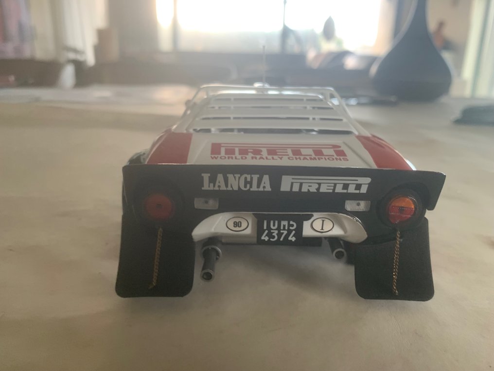 Kyosho 1:18 - Modelauto -LANCIA STRATOS - Rallye San Remo - Markku Alen / Ilka Kivimaki #3.1