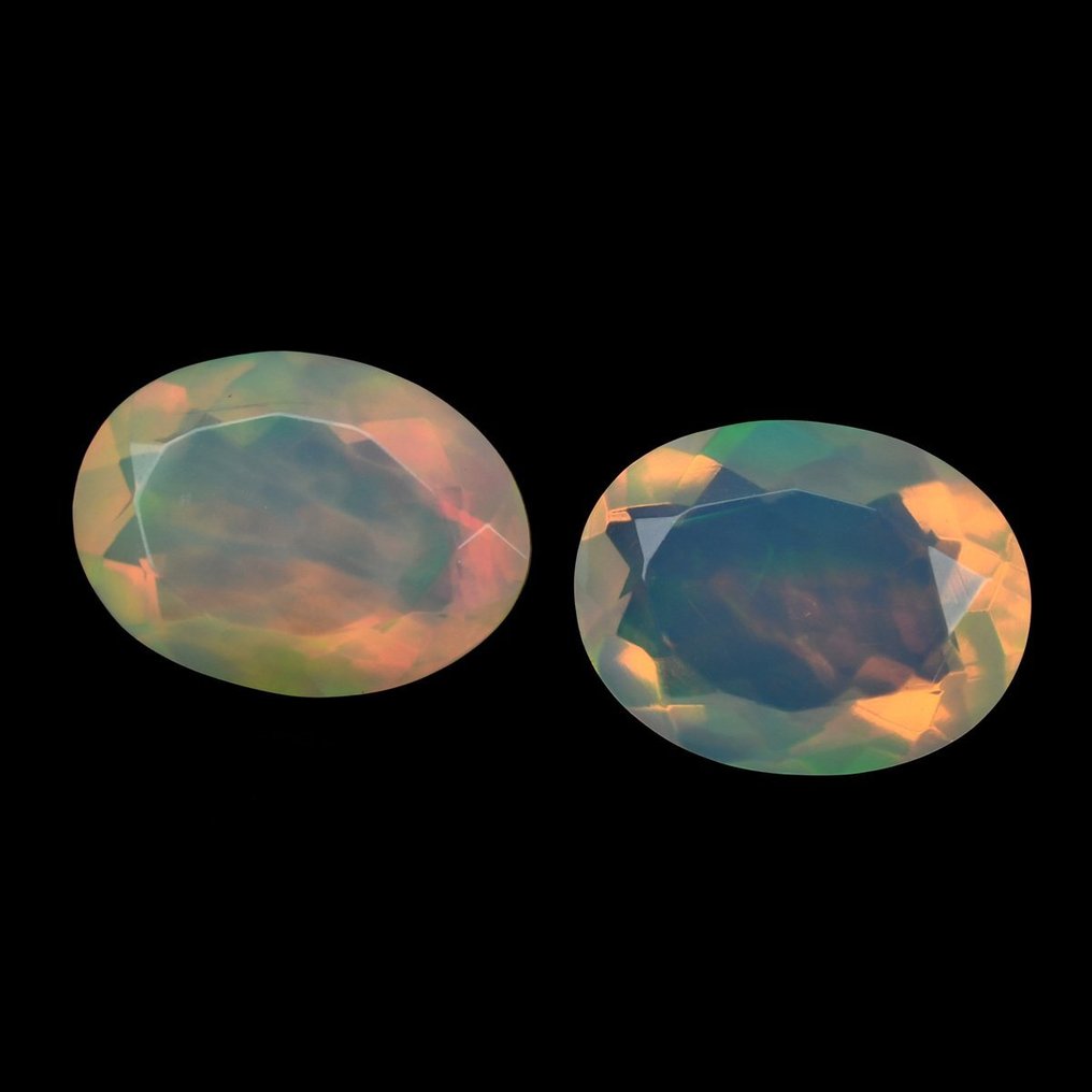 2 pcs [Valkoinen (oranssi) + värien leikki (intensiivinen)] Opaali - 5.52 ct #1.1