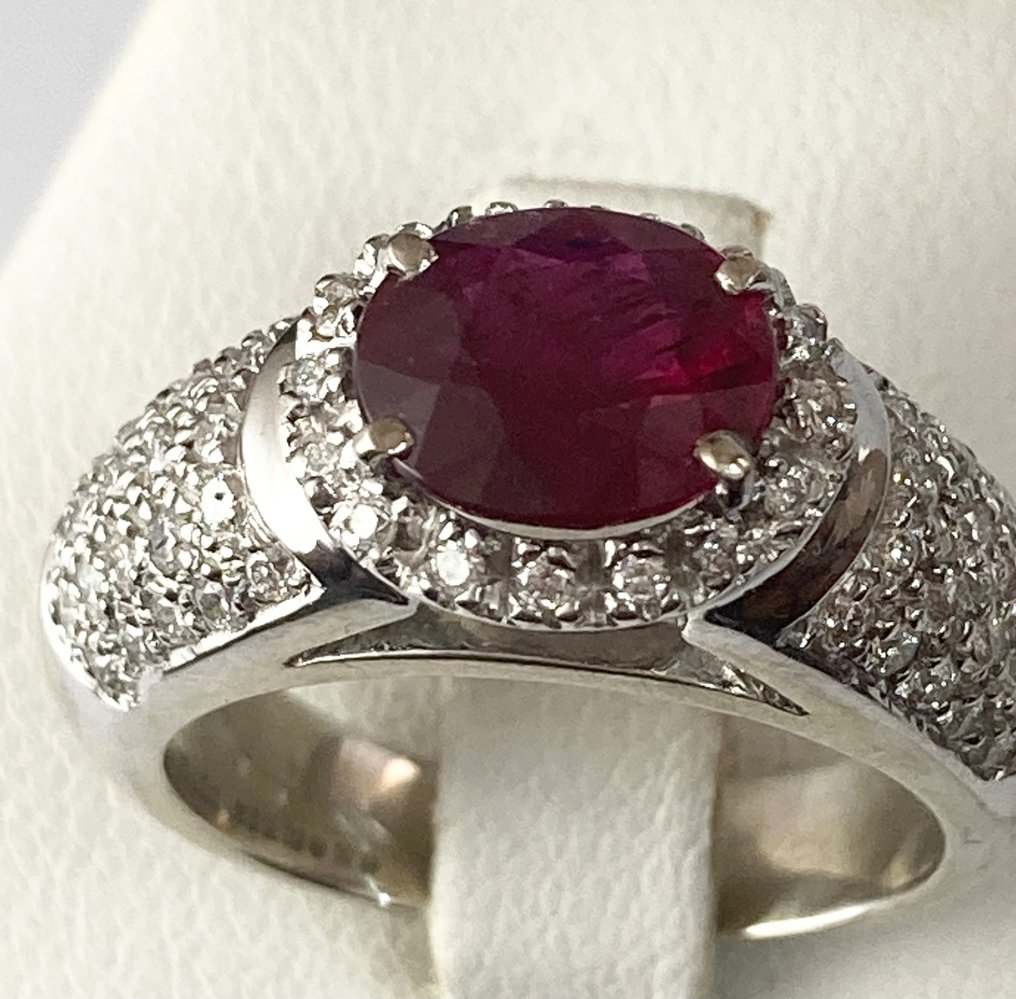 Pala Diamond - Ring Hvidguld -  1.70 tw. Rubin - Diamant #1.1