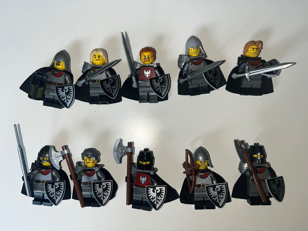 Lego - Castle - 10 x RARE Red Black Falcons Knights Army Minifigures FULL ARMED Lot Limited Edition original #2.1