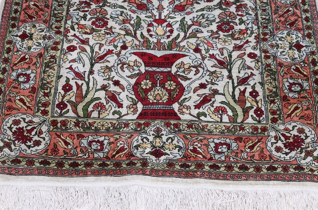 Silk Hereke Signed Carpet with Floral Design - Ren lyx ~1 miljon. Knop/m² - Matta - 93 cm - 65 cm #3.1