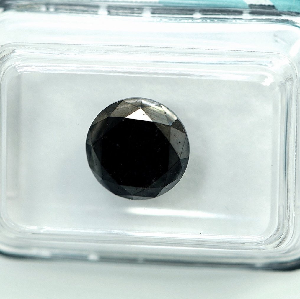 1 pcs Diamond  (Colour-treated)  - 2.52 ct - Round - Not specified in lab report - International Gemological Institute (IGI) #3.2
