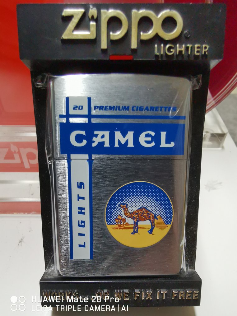 Zippo - 芝宝 - Zippo Camel de 1999 - 口袋打火机 - 喷漆拉丝铬钢 #1.1