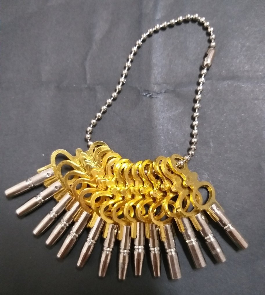 Chaves de dar corda a relógio de bolso #2.1