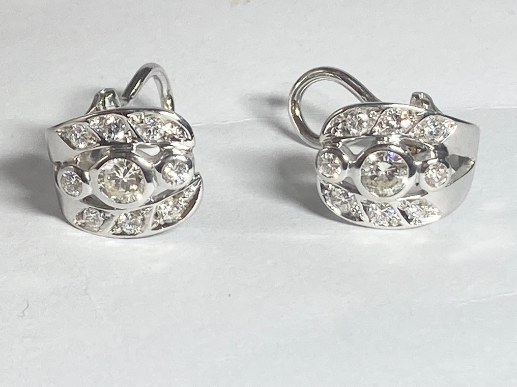 Boucles d'oreilles - 18 carats Or blanc -  1.70 tw. Diamant  (Naturelle) - Diamant #1.1