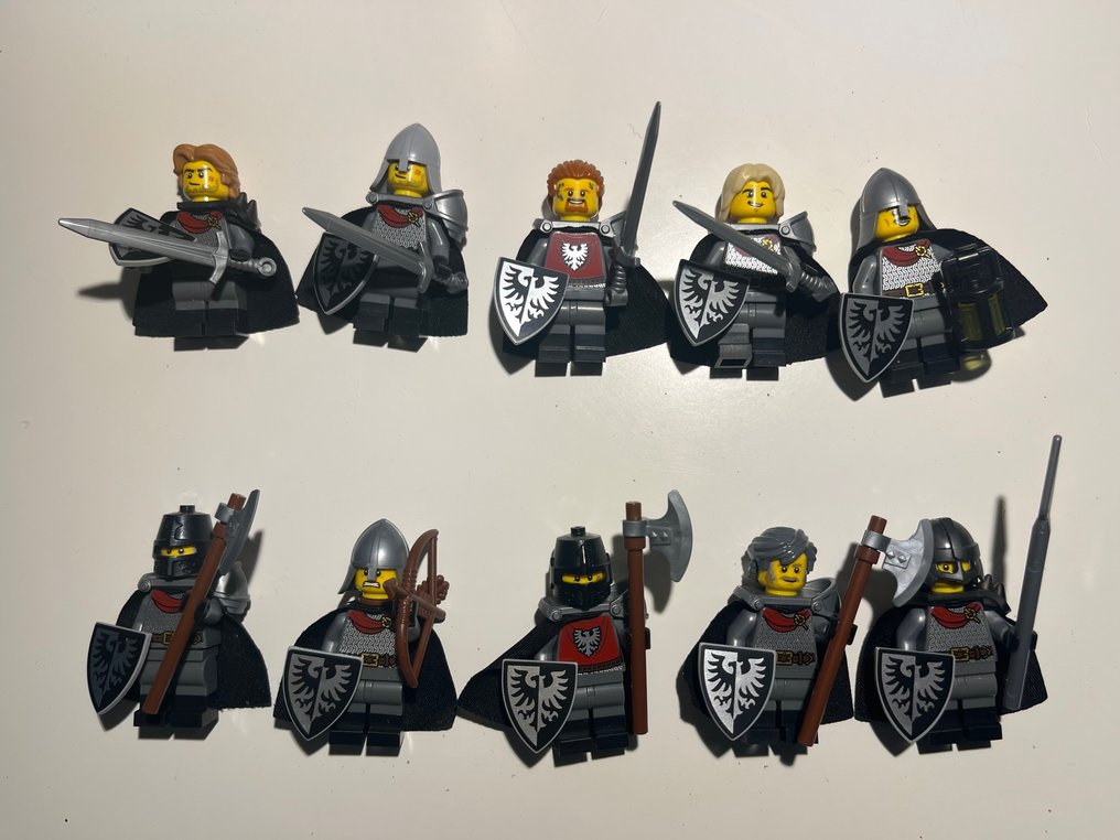 Lego - Castle - 10 x RARE Red Black Falcons Knights Army Minifigures FULL ARMED Lot Limited Edition original #1.1