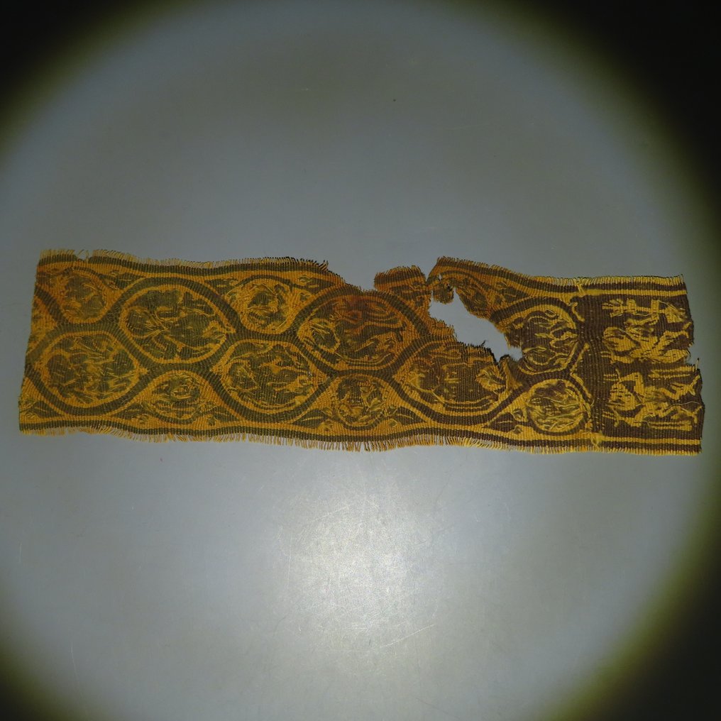 Starożytny Egipt, koptyjski Wełna Fragment tekstylny. VI wiek n.e. Długość 26 cm. #1.2