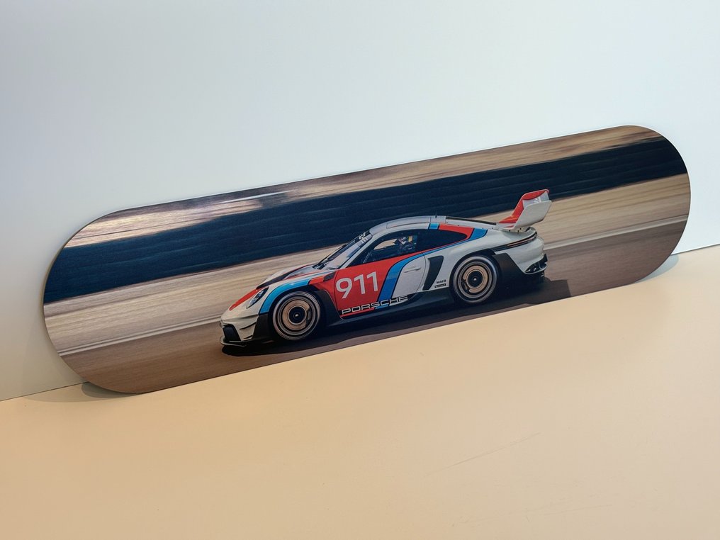 保时捷911 GT3R 992在赛道上，铝制广告印刷 - Porsche #2.1