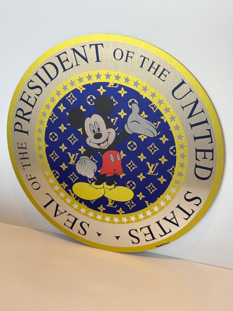 Rob VanMore - President Mickey X Louis Vuitton Circle - 50cm #1.0