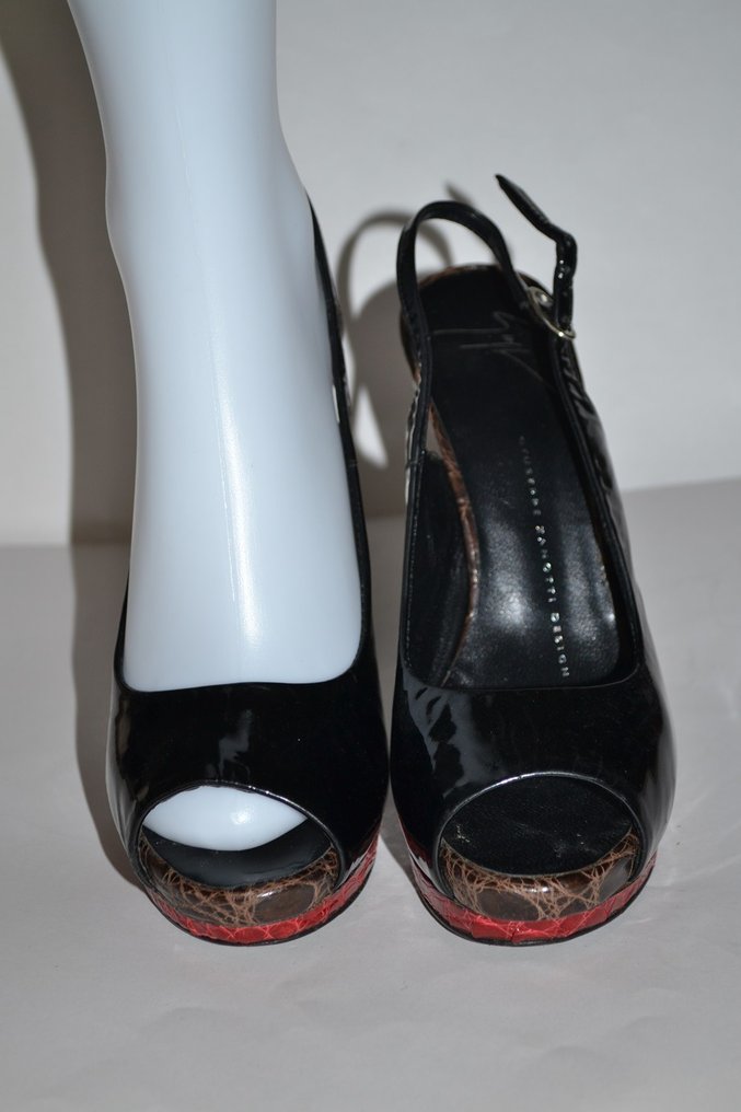 Giuseppe Zanotti - Sandals - Size: Shoes / EU 37 - Catawiki