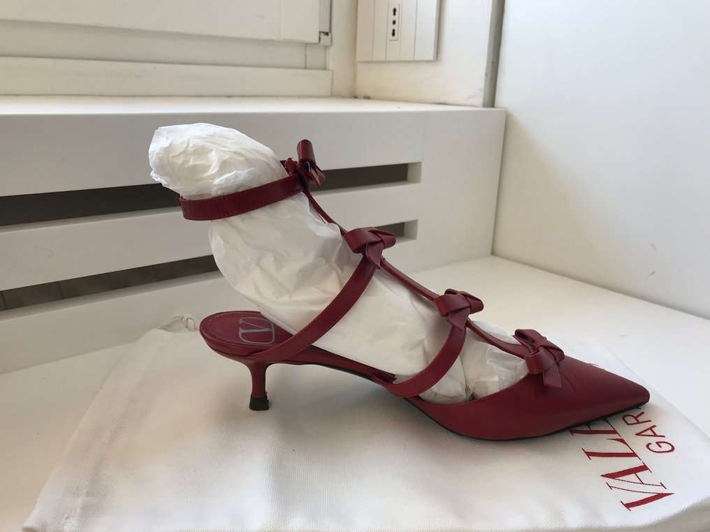 Valentino - Pantofi cu toc - Dimensiune: Shoes / EU 37.5 #2.1