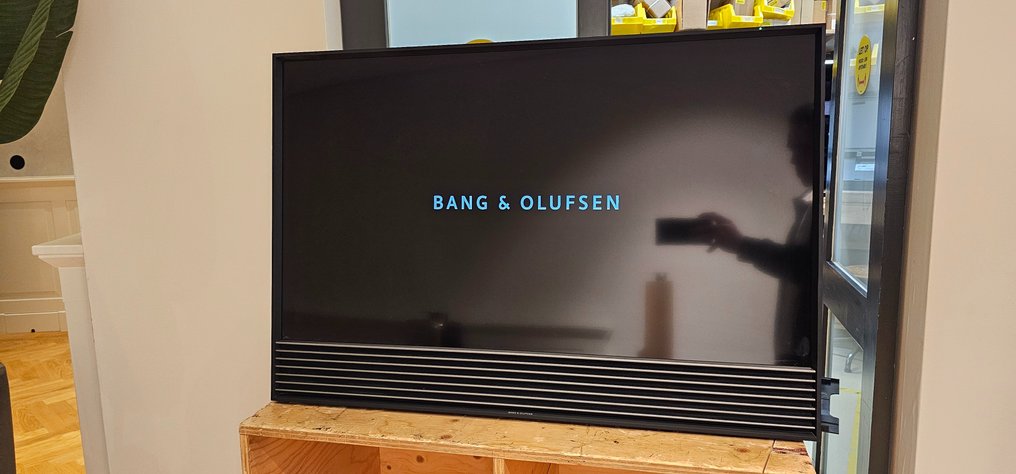 Bang & Olufsen - TV cu ecran plat (3) #2.1