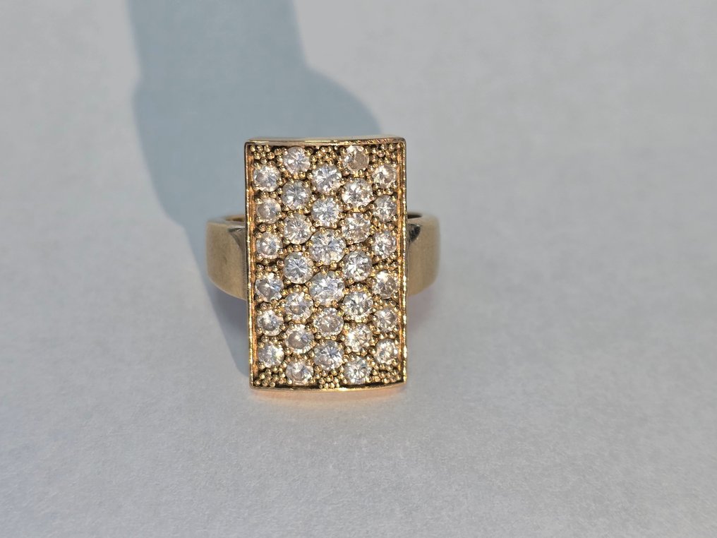 Ring - 18 karat Gull -  1.60ct. tw. Diamant  (Naturlig) - Diamant #1.1