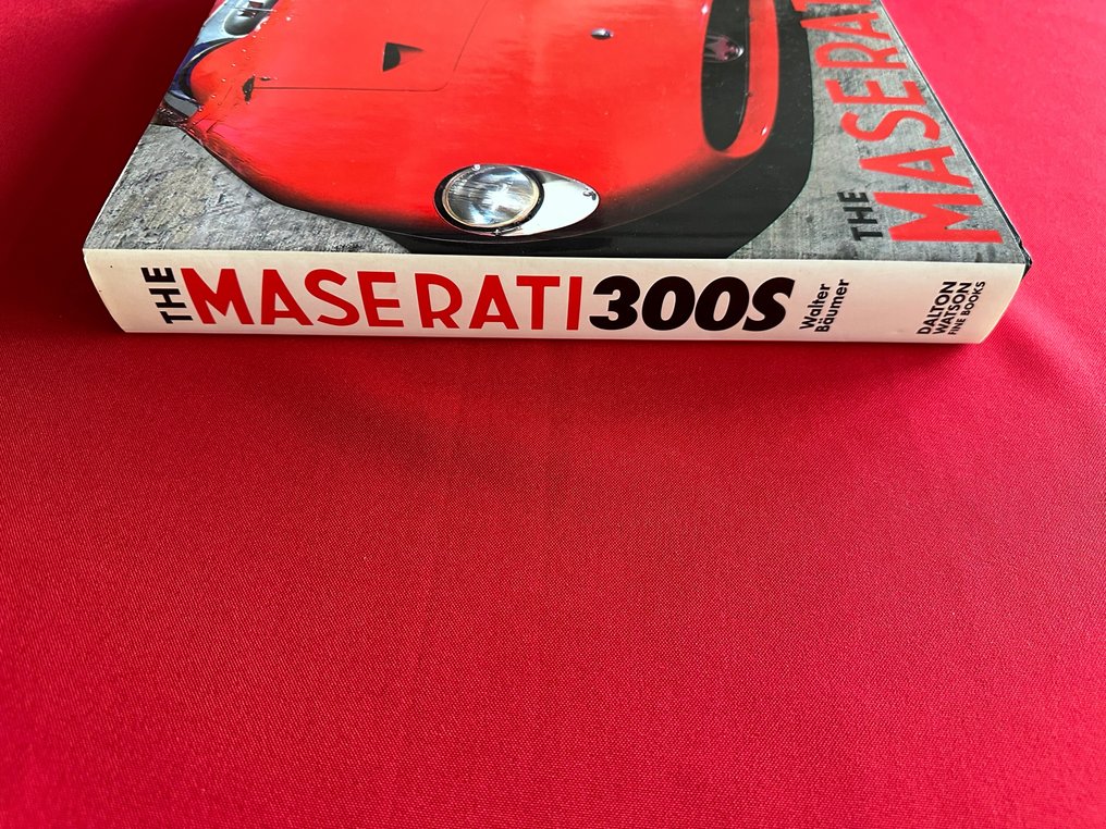 Book - Maserati - The Maserati 300 S - 2008 #3.1