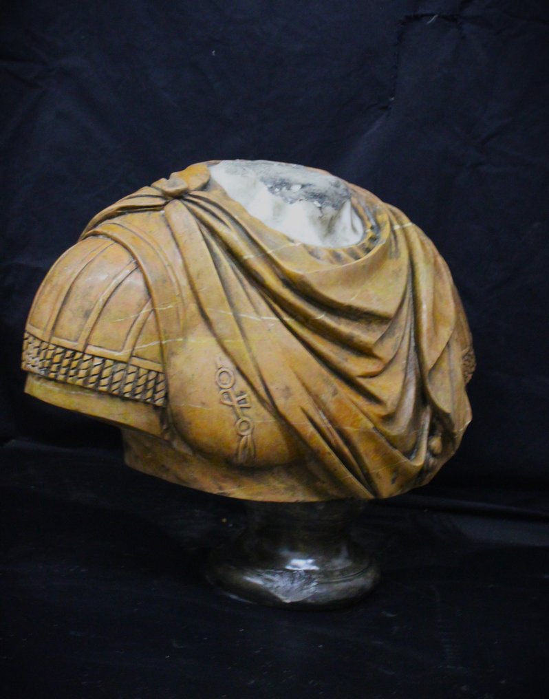 Byste, Grande busto di Imperatore - 55 cm - Marmor #2.1