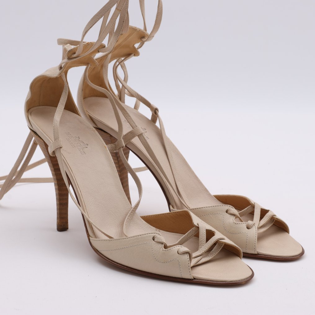Hermès - Sandalen - Größe: Shoes / EU 40 #1.2