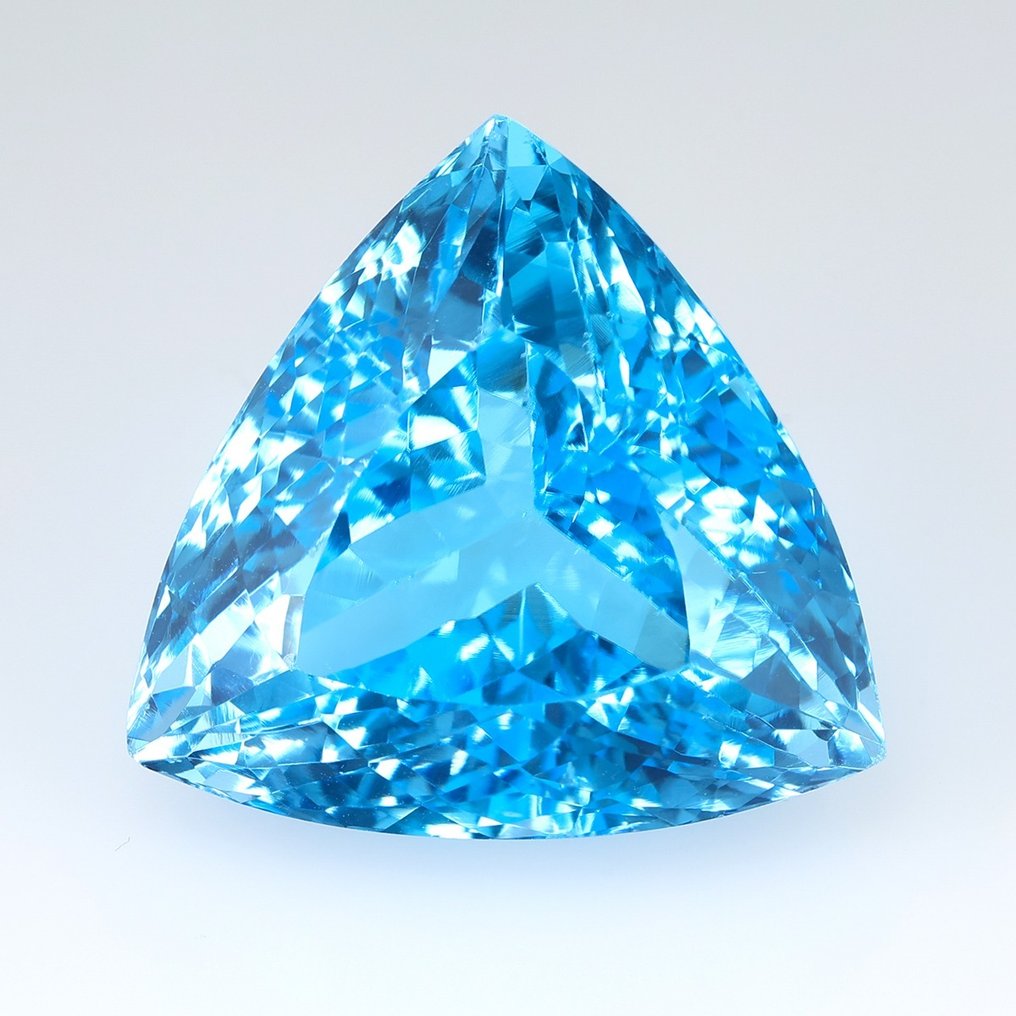 蓝色 黄宝石  - 46.64 ct - 国际宝石研究院（IGI） #1.1