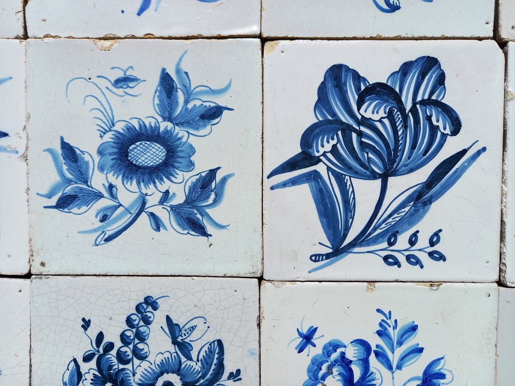  瓷磚 - 12 塊古董代爾夫特藍色瓷磚，即所謂的弗里斯蘭花。 - 1750-1800  #3.1