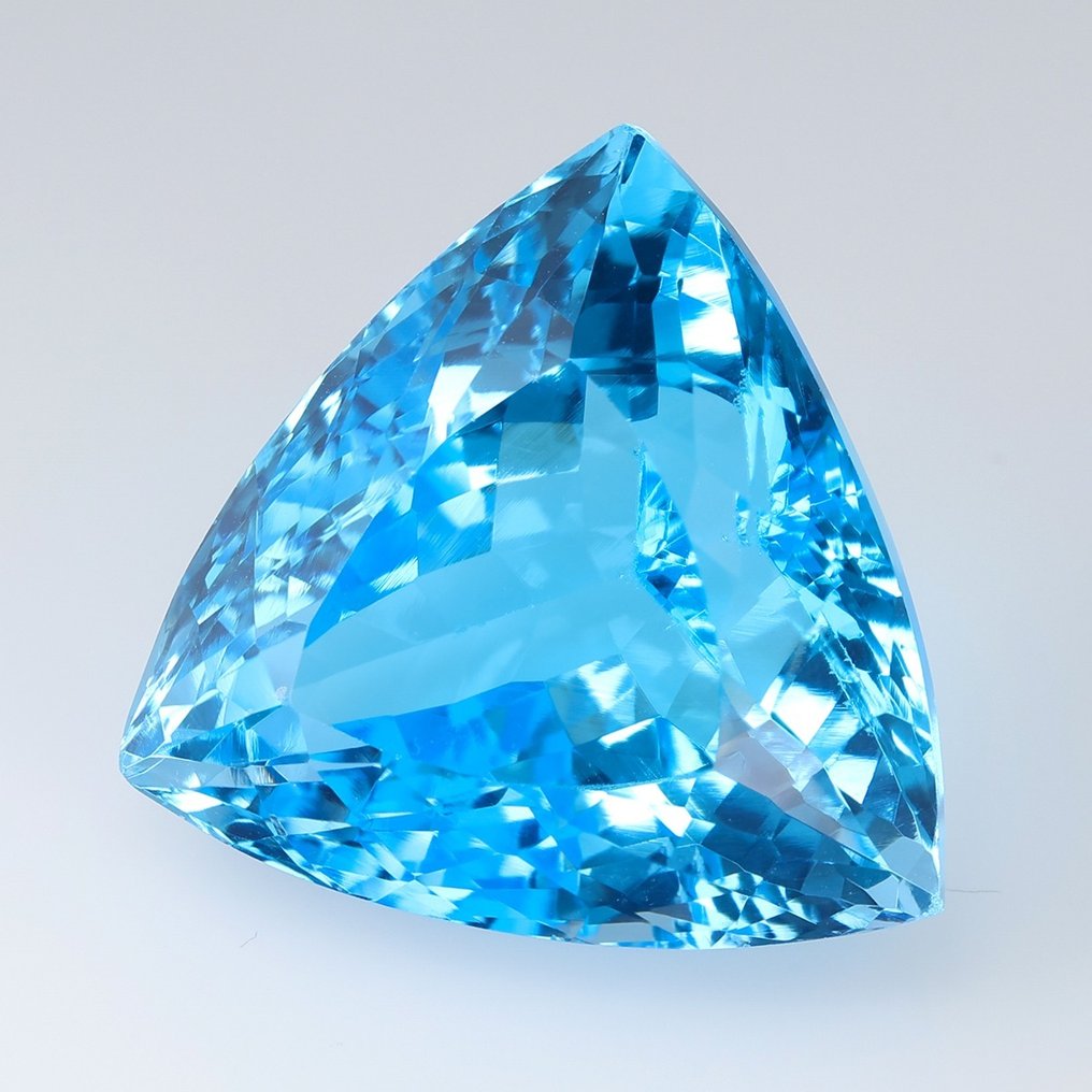 蓝色 黄宝石  - 46.64 ct - 国际宝石研究院（IGI） #1.2