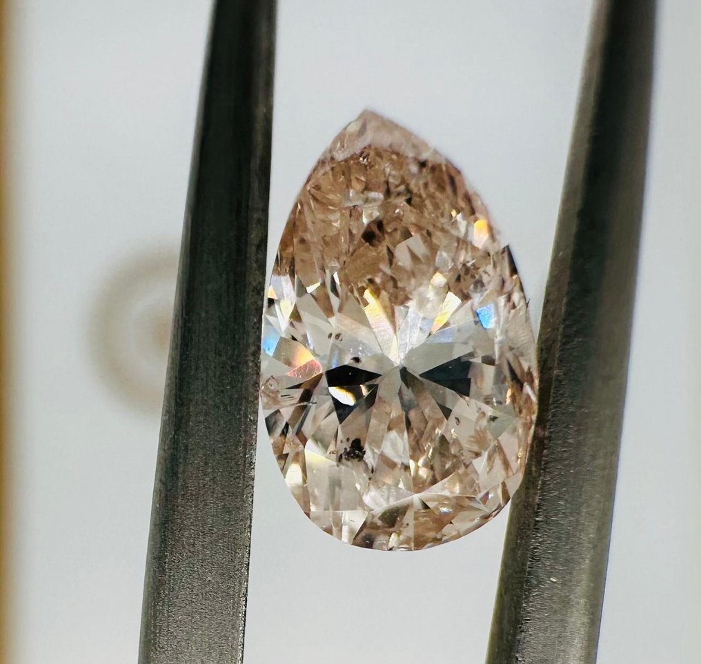 1 pcs Diamant - 0.89 ct - Brillant, Poire - Marron rosâtre clair fantaisie - Non mentionné sur le certificat #1.1