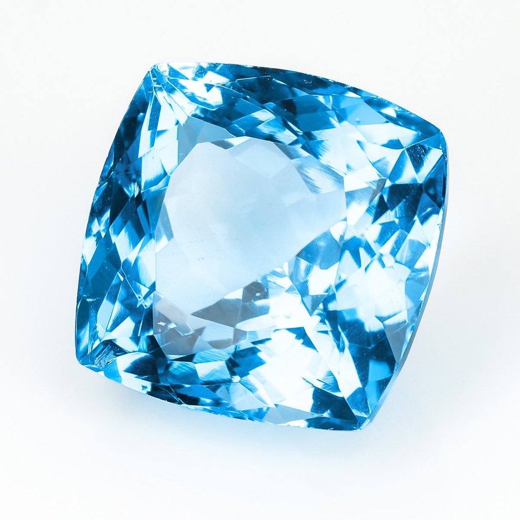 Zwitsers - [Intens/levendig blauw] Topaas - 29.63 ct #2.1