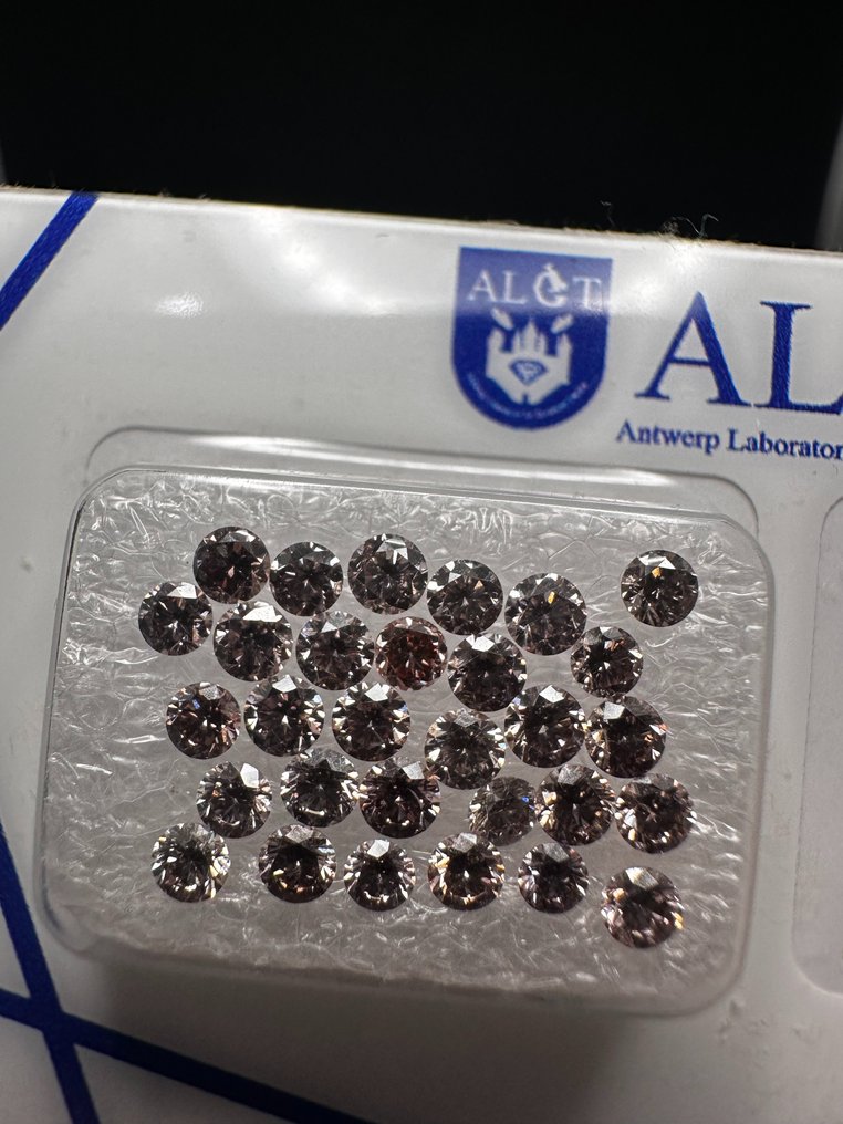 30 pcs Diamante  (Colorido natural)  - 1.91 ct - Redondo Vários tons de rosa - I1, VVS1 - Antwerp Laboratory for Gemstone Testing (ALGT) #1.2
