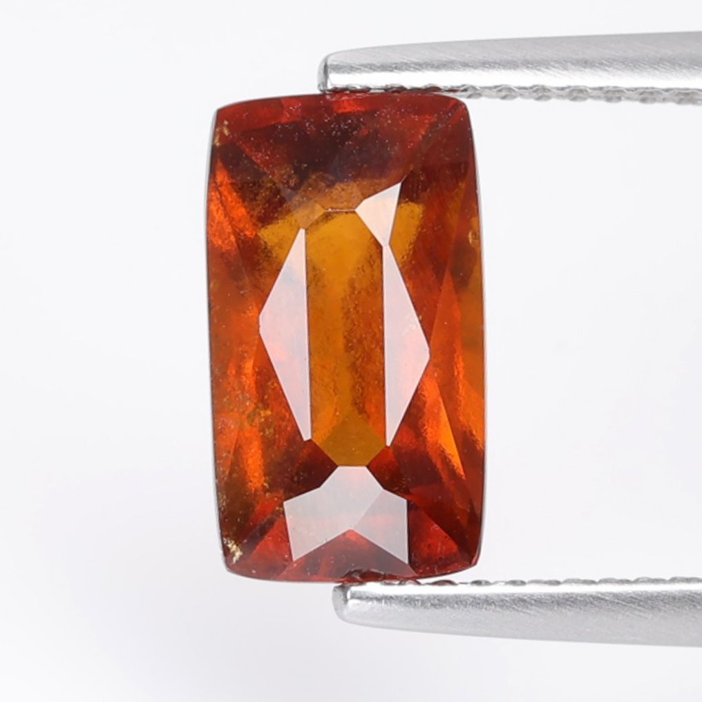 1 pcs (Fine Color Quality) - [ Vivid/deep Orange (Reddish)] Hessonite - 4.30 ct #1.1