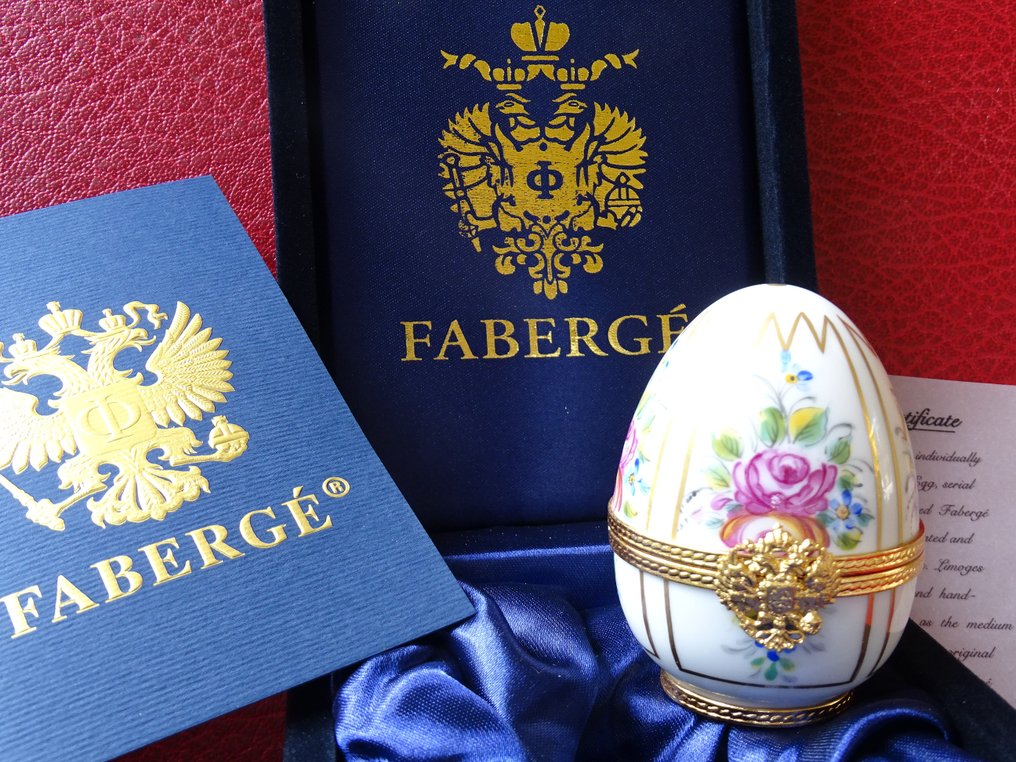 Figuur - House of Faberge - Imperial Egg  - Surprise Egg - Boxed -Certificate of Authenticity - Goud afgewerkt #3.2