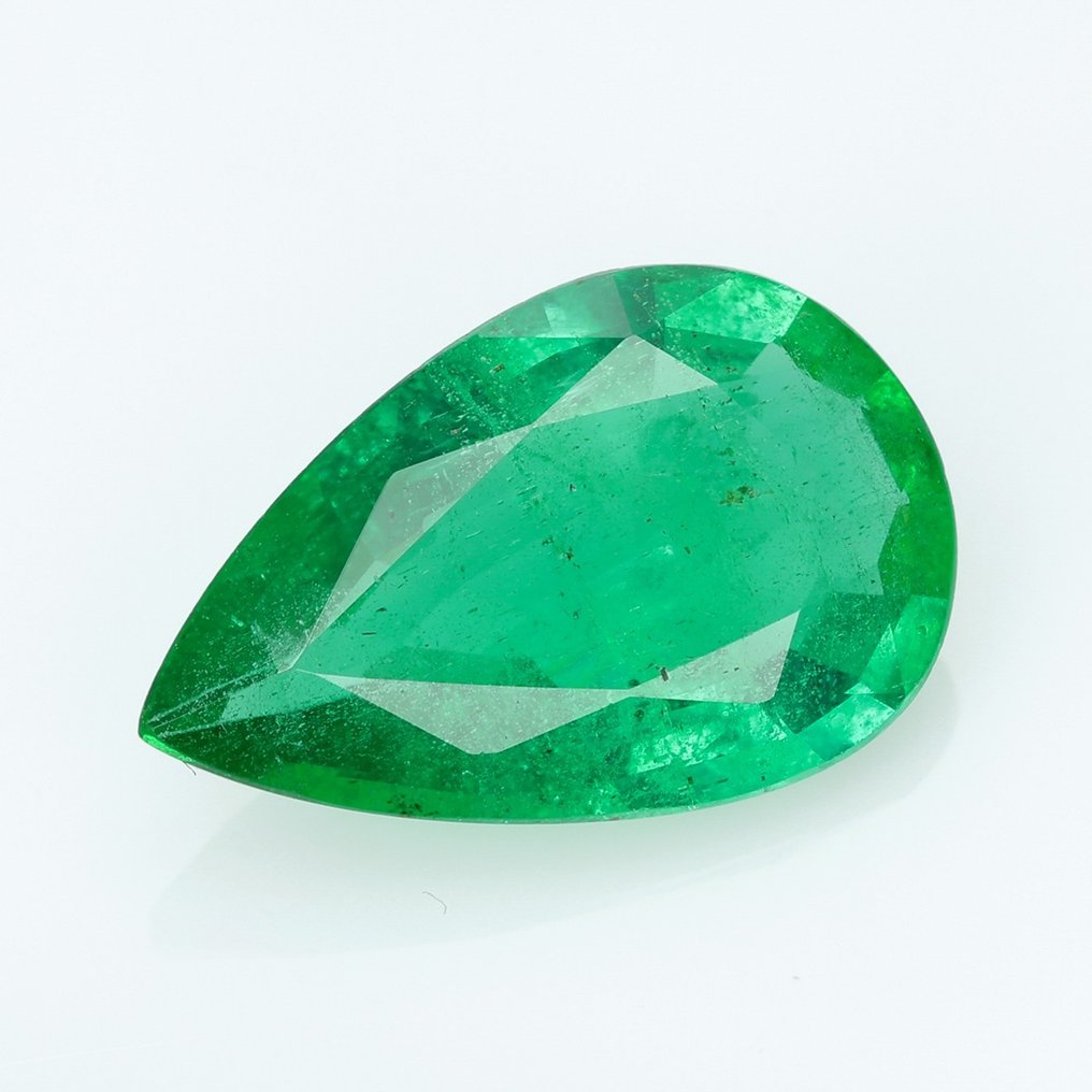 Green Emerald  - 3.15 ct - Gemological Institute of America (GIA) #1.2