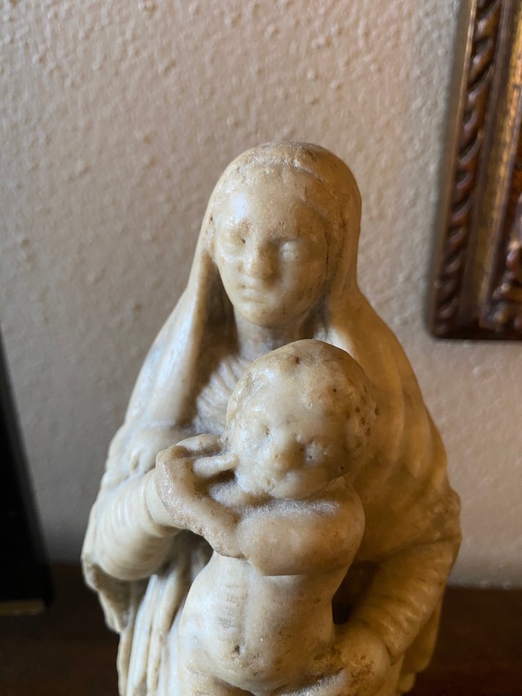 Escultura, Madonna con bambino - 20 cm - Mármore #1.2
