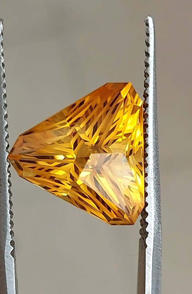 黄水晶  - 7.48 ct - 西班牙宝石学院（IGE） #2.1