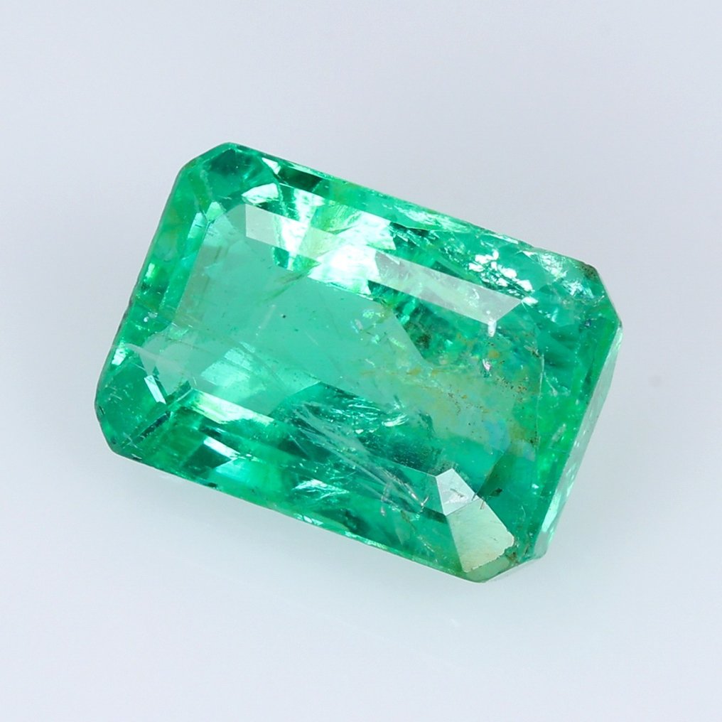 绿色 祖母绿  - 2.22 ct - 美国宝石研究院（GIA） #1.2