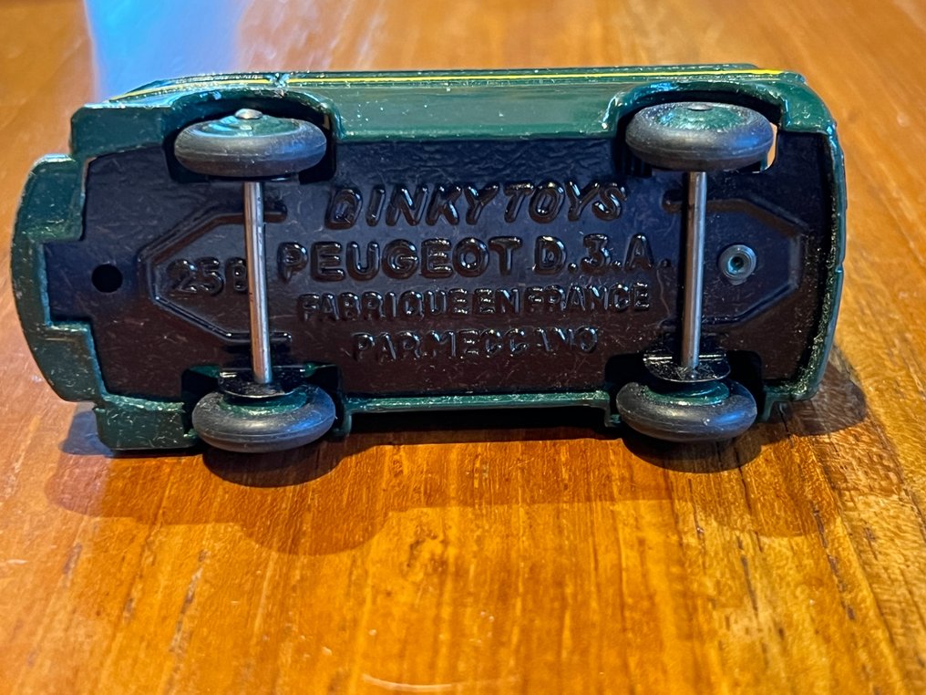 Dinky Toys 1:43 - Modellauto - ref. 25BV Peugeot D3A Fourgon Postal #2.2