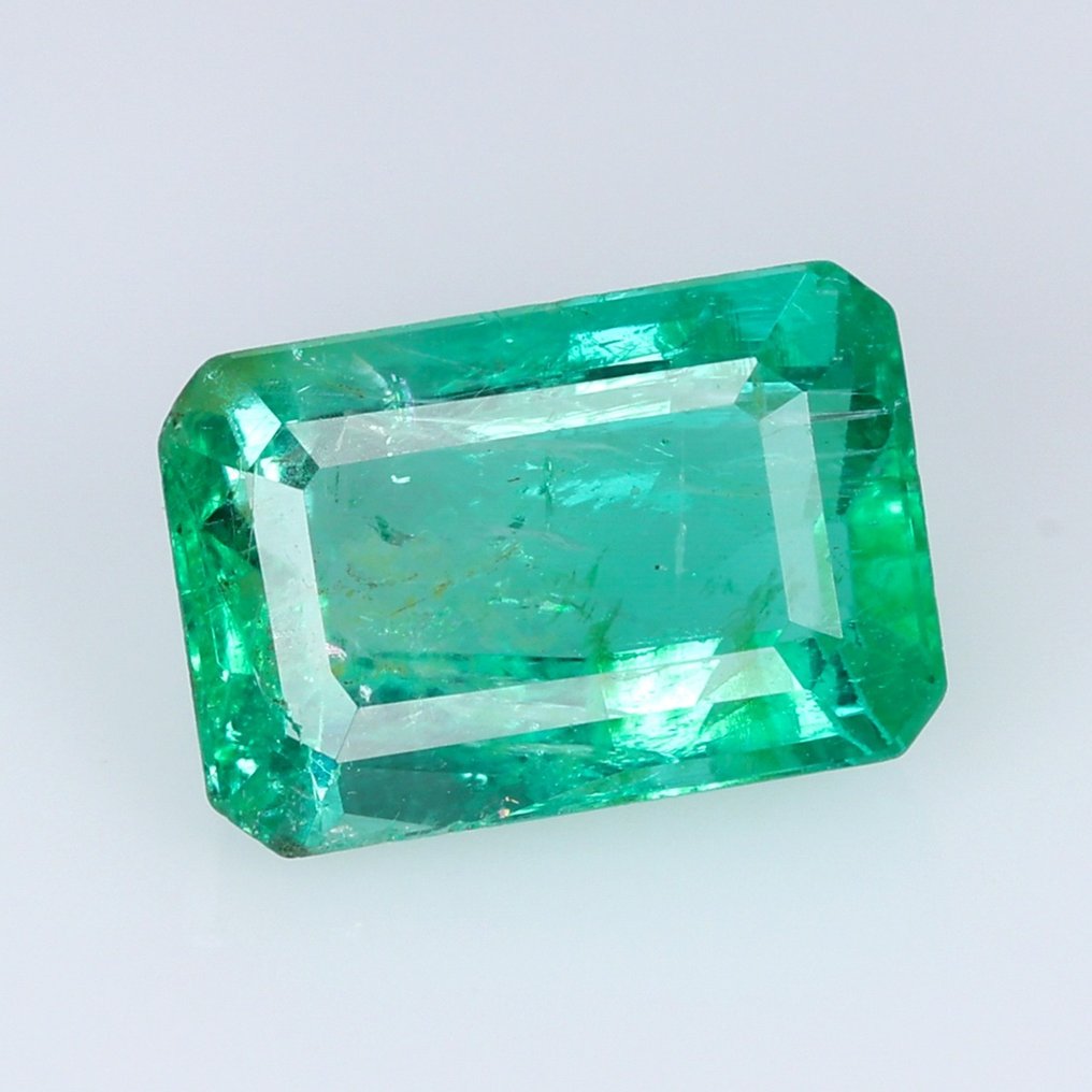 Verde Smarald  - 2.22 ct - GIA (Institutul gemologic din SUA) #2.1