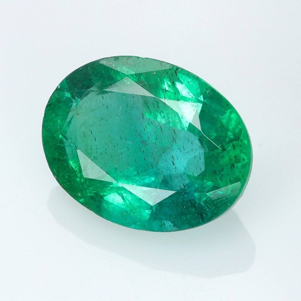 Vihreä Smaragdi  - 1.54 ct - Amerikan gemologinen instituutti (GIA) #2.1