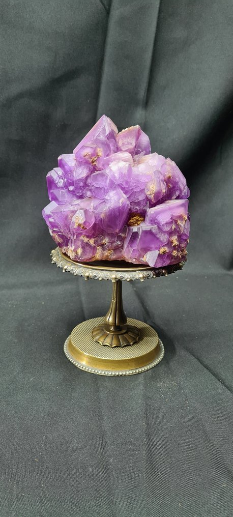Amethyst floating crystal set - Rare cristalisation form - Antique French collection-  - Diorama - ikke kendt #2.1