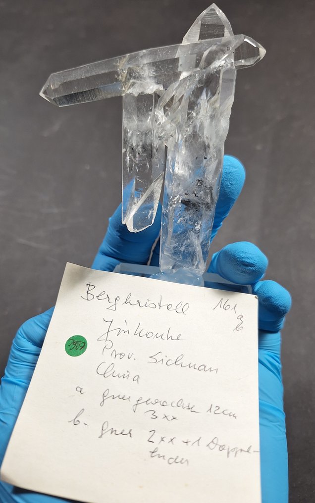 Zeldzaam bitumen in kwarts Kristalcluster - Hoogte: 10 cm - Breedte: 5 cm- 96 g #1.1