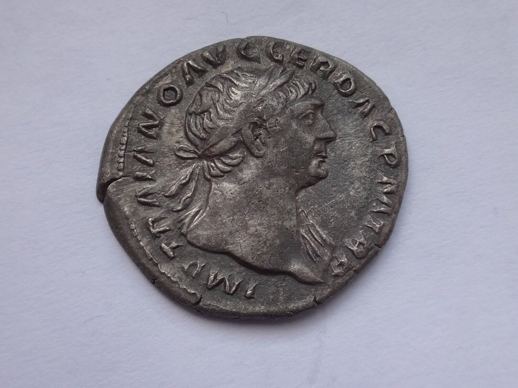 Romarriket. Trajan (AD 98-117). Denarius #2.2