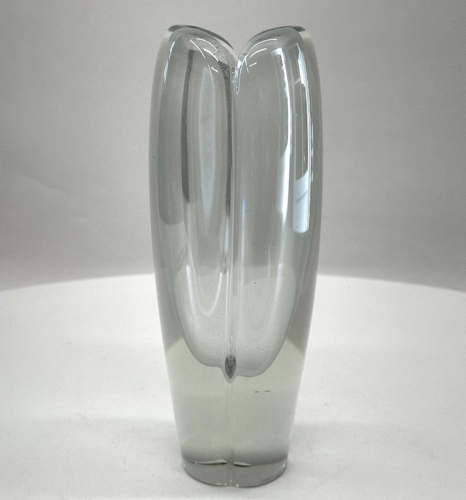 Kaj Franck (Finland, 1911-1989) - Vase  - Verre #1.1