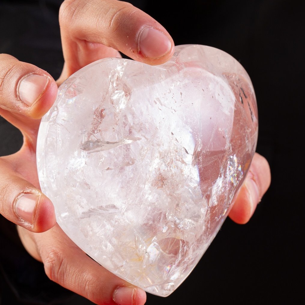 Extra Clear Quartz - Inspirational Heart - Height: 118 mm - Width: 99 mm- 600 g - (1) #1.2
