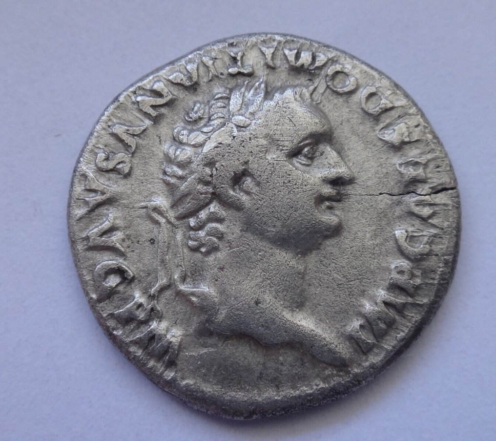 Impero romano. Domitian. AD 81-96. AR. Denarius #2.1