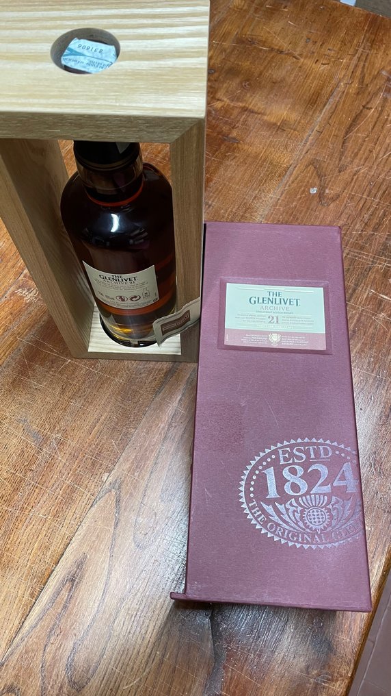 Glenlivet 21 years old - Batch no. 0714M - Original bottling  - 70 cl #2.1