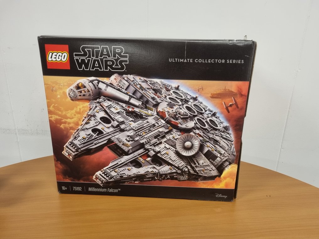 Lego - Star Wars - 75192 - Millennium Falcon UCS - 2010-2020 #1.1