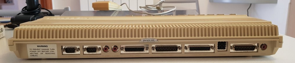 Commodore AMIGA 500 with expansion to 1MB - Sæt med videospilkonsol + spil - I original æske #2.1