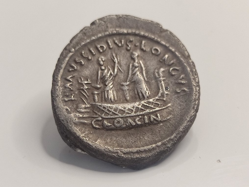 Romeinse Republiek. L. Mussidius Longus, 42 BC. Denarius Rome #2.2