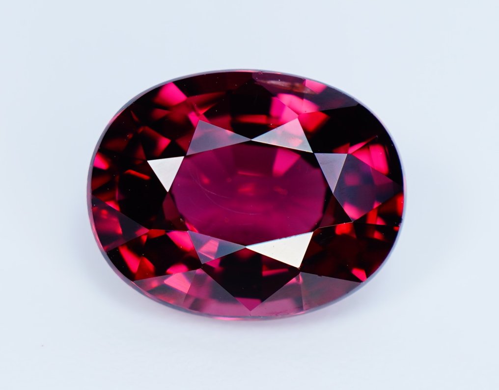 No Reserve Price Fine Color Quality Vivid /Deep Purplish Pink