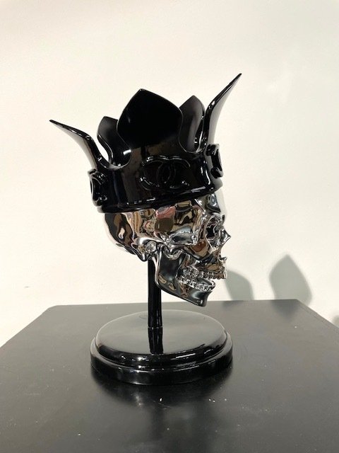 Van Apple (XX) - Chanel Skull #3.2