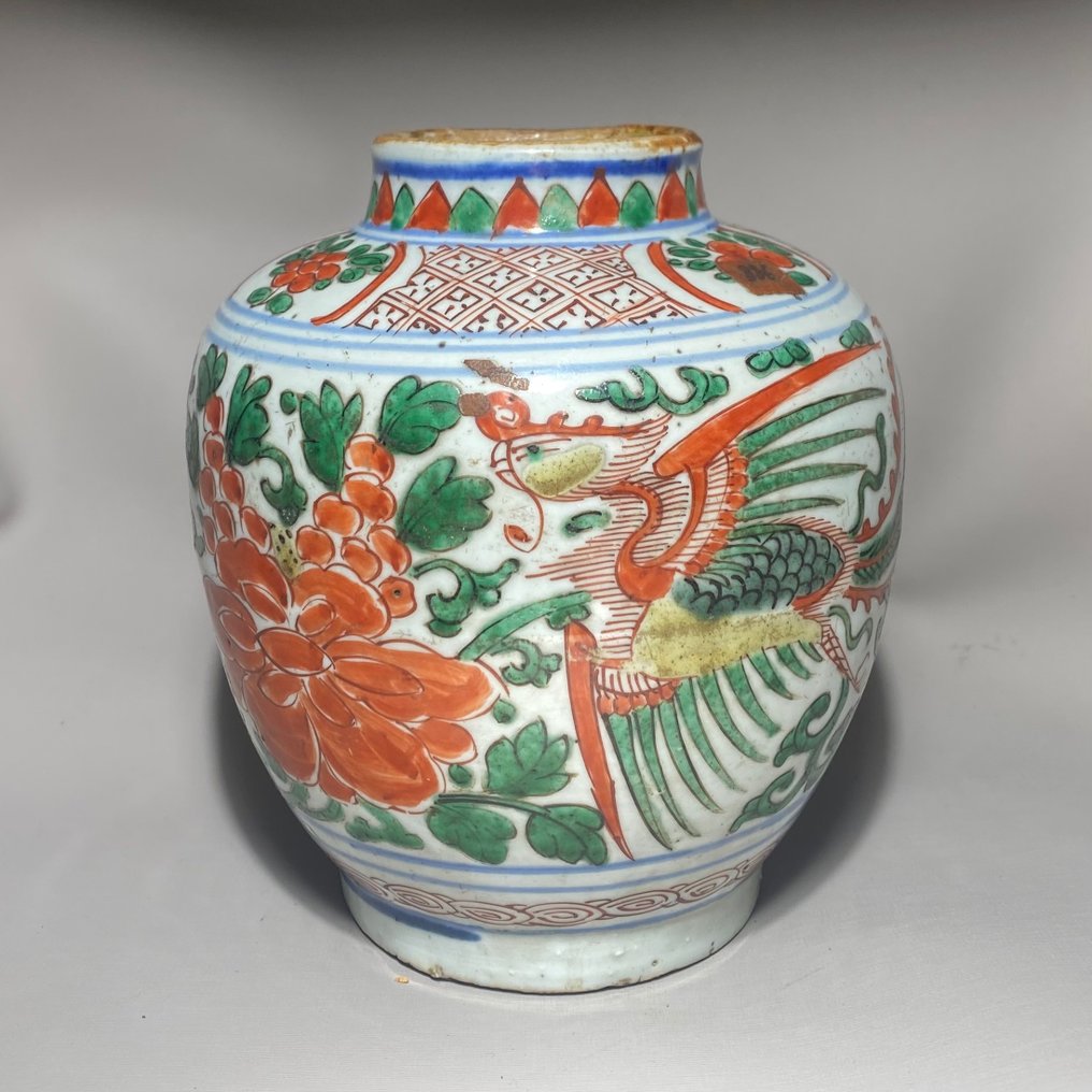 Doniczka imbirowa ozdobiona feniksem i kwiatami - Porcelana - Chiny - Transitional Period #1.1