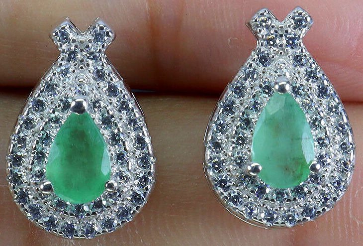 Green Emerald - FREE SHIPPING - No Reserve- 2.76 g #1.1